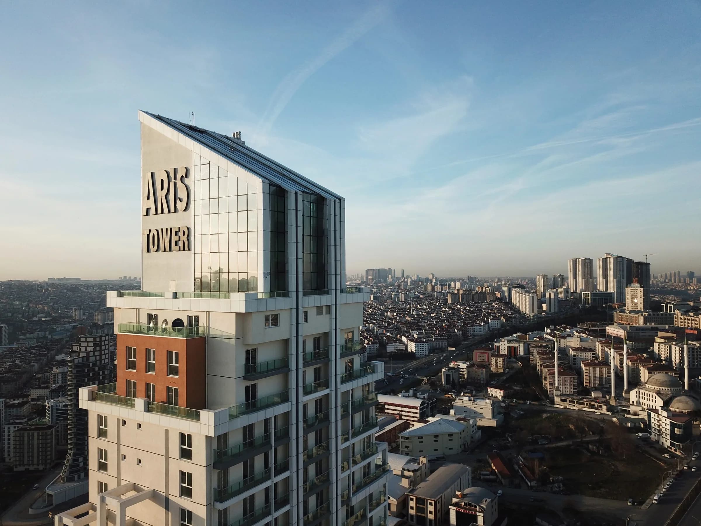 Aris Grand Tower — görsel 1